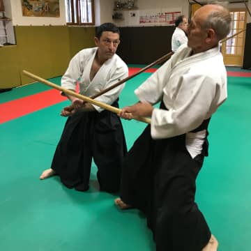 Travail au sabre au club Aikido Toulon Faron